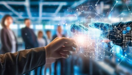 携 hand with digital transformation and lead your organization to success