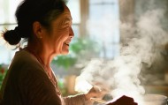 孟阿姨，智慧与温情并存
