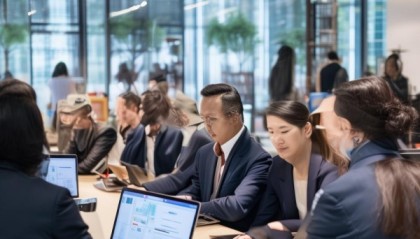 济南信息化咨询公司有哪些？，济南有多个专业化的信息化咨询公司，涵盖了从技术咨询到战略规划的多种业务领域。以下是一些主要的公司，，中海数字科技有限公司，金科国际咨询有限公司，峰盛国际信息技术咨询有限公司，济南市信息化发展有限公司，阳光信息技术咨询公司，环信信息技术咨询有限公司，这些公司都致力于为客户提供全面的技术咨询、系统设计和数据管理解决方案，帮助用户实现信息化转型。
