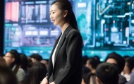 小丽，技术领域的首次亮相
