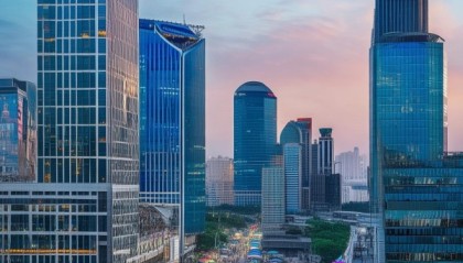 城市经济，南京作为新引擎的机遇与挑战