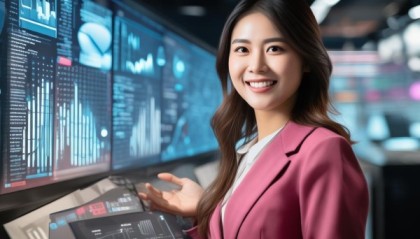 小梁信息咨询服务，助力数据驱动决策