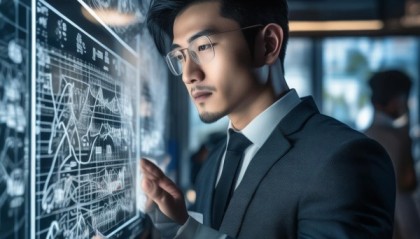 信息咨询服务领域的顶级专家——阿峰