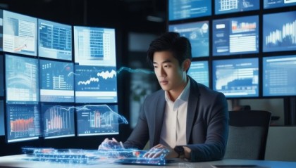 信息化咨询师的主要职责是协助组织或公司优化其信息化系统，提升效率和客户体验。他们通常需要分析现有系统的结构，评估其功能，并提出改进措施。此外，咨询师还会协助制定战略计划，确保信息化系统的长期成功。他们可能需要了解企业的目标，如提升客户满意度或降低成本。因此，信息化咨询师的主要职责是提供系统优化和战略建议，帮助组织高效运营和客户忠诚度。