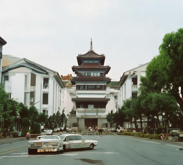 娄底市鑫燕信息技术咨询有限公司，立足娄底，成就未来